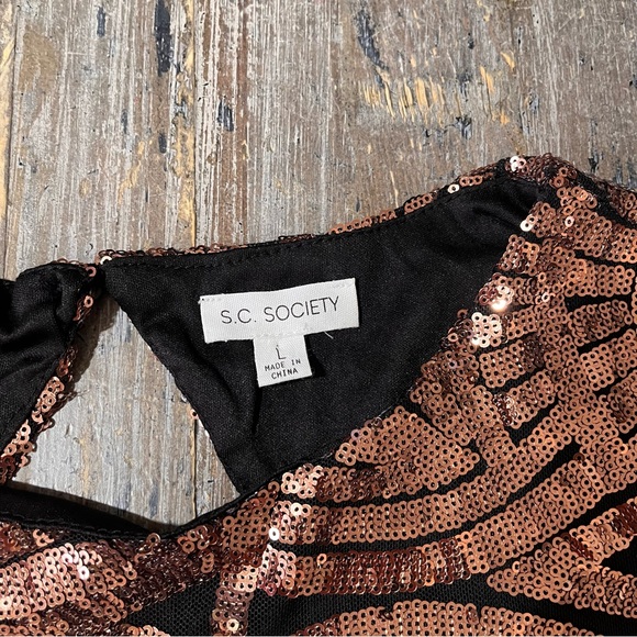 S.C.Society Rose Gold Sequin With Black Under Lay Womens Sz Large - Picture 4 of 7